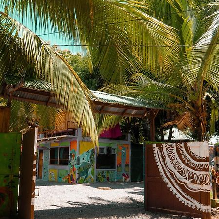 Hostel Flutterby House Uvita Exterior foto